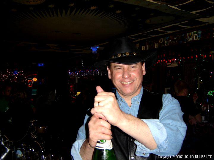 Mikes (26)